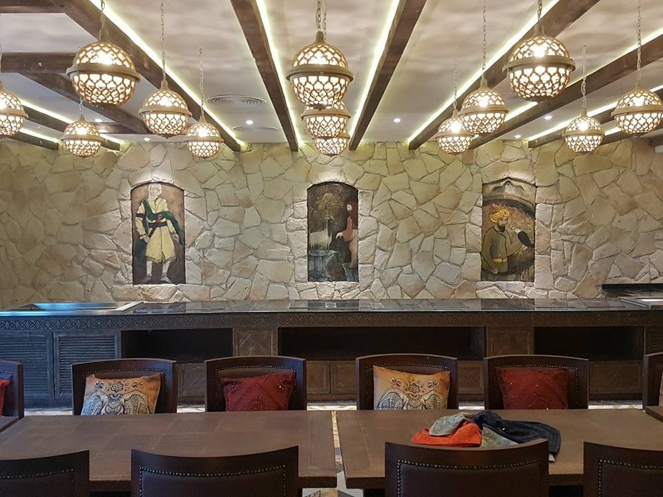 Luxury Restaurant Interior – Palm Jumeirah Dubai